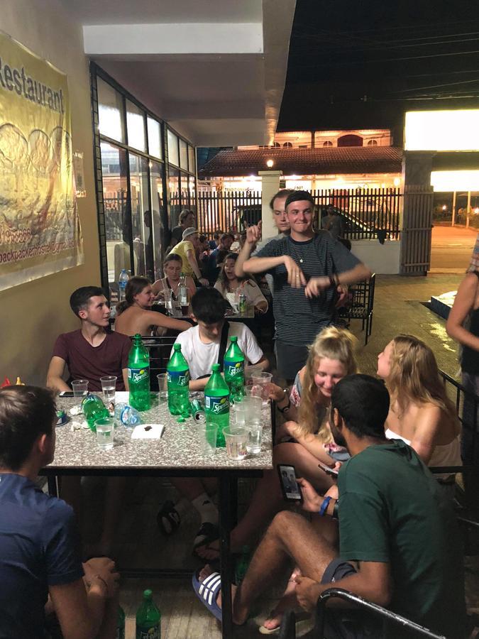 Nana Backpackers Hostel Vang Vieng Extérieur photo