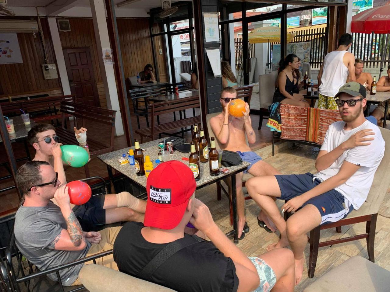 Nana Backpackers Hostel Vang Vieng Extérieur photo